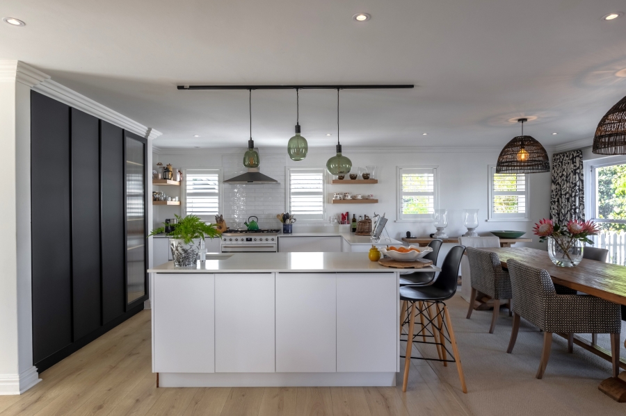4 Bedroom Property for Sale in Thesen Islands Western Cape